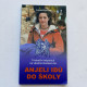 Anjeli idú do školy